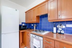 Delightful 4 bedroom House Thamesmead West From 360stays