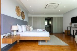 Villa Namaste 7 Bedroom Fully Staffed Seaview Villa