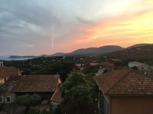 Appartements Favoloso appartamento vista panoramica mare e colline : photos des chambres