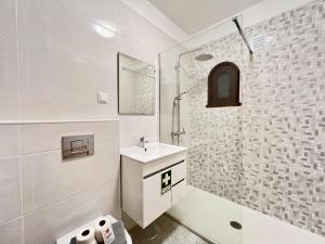 Carvoeiro Ocean Breeze by Homing