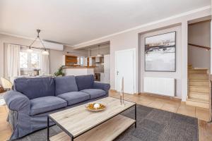 Mi Casa - Serene Garden Retreat, 2 bedroom house