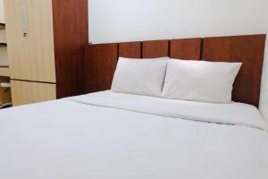 Homey and Modern Designed 2BR Apartment Parahyangan Residence by Travelio