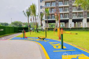 Gorgeous and Comfy Studio Sky House BSD Apartment By Travelio