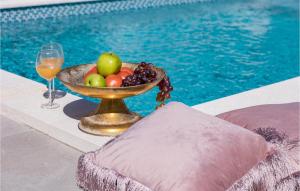 Amazing Home In Medulin With Wifi