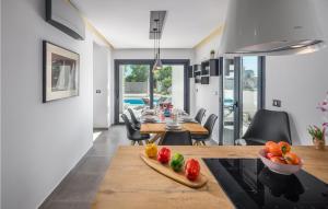 Amazing Home In Medulin With Wifi