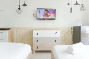 Comfortable Studio at Harco Mangga Besar Apartment By Travelio
