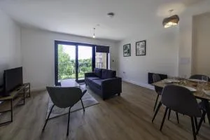 Lovely 2 Bedroom Apartment in Central Ashford - 阿什福德