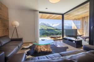 Edelweisshaus Top 11