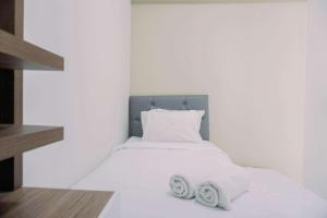 Best Deal and Modern 2BR Amazana Serpong Apartment By Travelio
