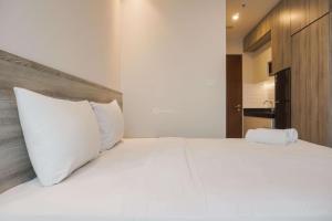 Stunning Studio at Ciputra World 2 Apartment By Travelio