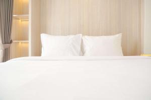 Best Choice and Nice Studio at Sky House BSD Apartment By Travelio