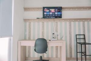 Good Choice and Homey Studio Apartment at B Residence By Travelio