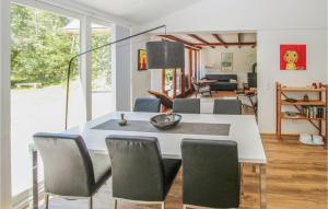 Beautiful Home In Samsø With Wifi