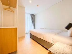 Best Deal and Strategic 2BR Marquis de Lafayette Apartment By Travelio - Jepara