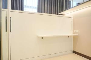 Best Spacious and Nice 3BR at 28th Floor Casa Grande Apartment By Travelio