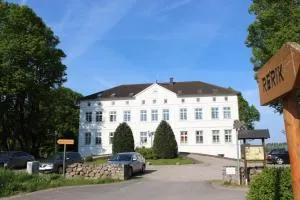 Herrenhaus Blengow App.13 - Roggow