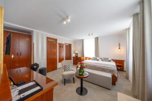 Deluxe Triple Room room in Hotel Kotnik