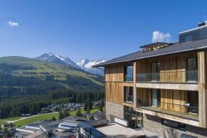 Edelweisshaus Top 12