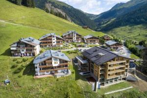 Edelweisshaus Top 12