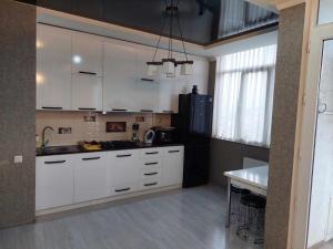 Apartment Abuseridze 5a