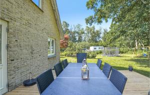 Beautiful Home In Rønde With Kitchen