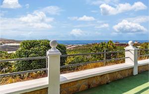 Nice Home In Velez - Malaga With Wifi
