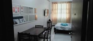 Affordable Staycation Near Terminal 3 Newport Boulevard