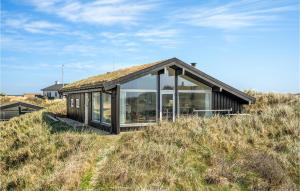 Beautiful Home In Pandrup With Wifi