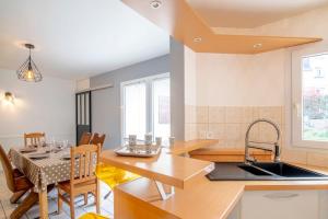 Maisons de vacances Jolie maison proche des quais a Vannes : photos des chambres