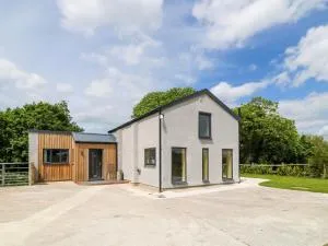 Muddy Udders Dairy - Halwill