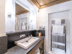 Hotels Hotel Les Peupliers : photos des chambres