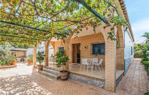 Amazing Home In Casariche With Wifi