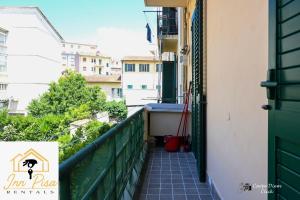 Inn Pisa Rentals 2- Starlight Central Flat