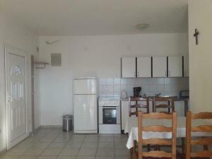 Einfaches Ferienhaus nur 200 Meter vom Meer für Naturliebhaber und Ruhesuchende 