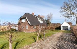 Gorgeous Home In Tranekær With Wifi