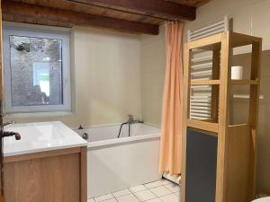 Appartements Appartement T3 au calme avec exterieur privatif, proche etang, tout equipe, 3 chambres. - FR-1-553-86 : photos des chambres