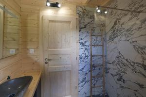 Maisons de vacances Chalet Caroubier - Chalet avec vue montagne : photos des chambres