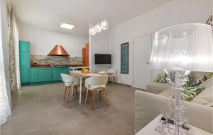 Cozy Home In Balestrate With Wifi