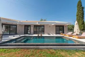 Villa Danai - 古维亚