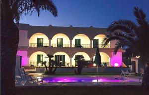 8 Bedroom Gorgeous Home In Cava Daliga