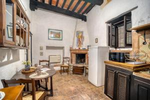 GuestHost - La Badia