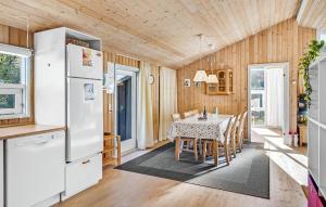 4 Bedroom Amazing Home In Hadsund