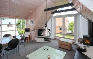 Gorgeous Home In Samsø With Wifi
