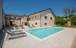 Beautiful Home In Kamenmost With Wifi - Drum