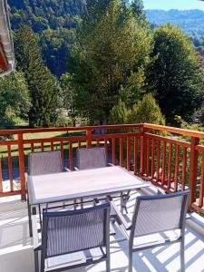 Appartements Apartment In Allemont : photos des chambres
