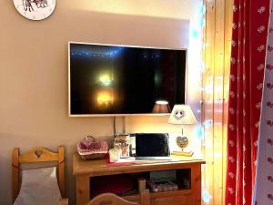 Chalets Chalet renove 6 pers avec WIFI et parking gratuit a La Joue du Loup - FR-1-504-128 : photos des chambres