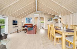 Stunning Home In Vinderup With Sauna