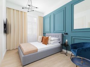 4 Bedroom Apartment - Main Square