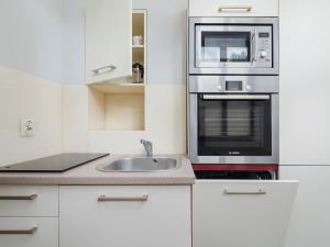 4 Bedroom Apartment - Main Square