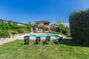 Villa Casa Orah mit Pool und Panoramameerblick 